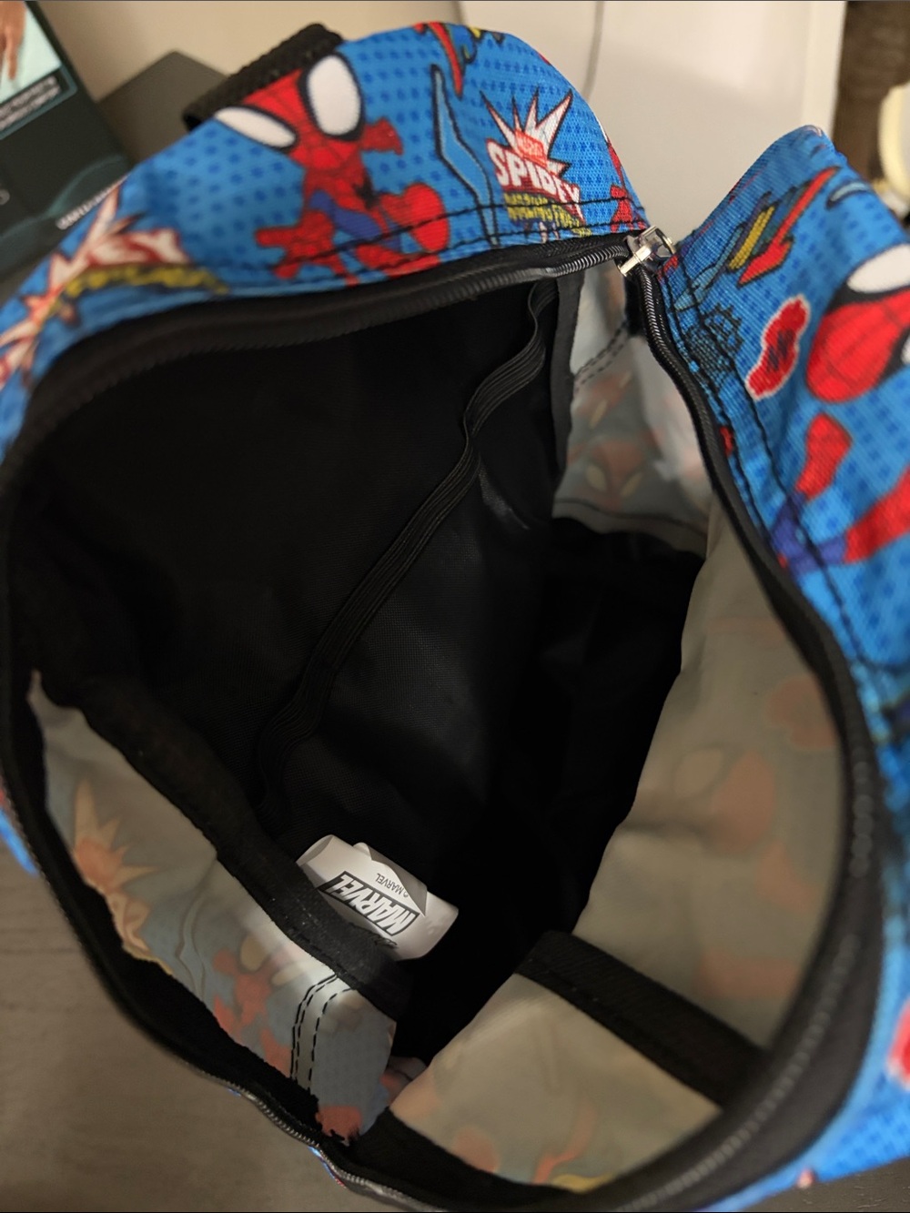 Marvel Kids Backpack - Blue & Red Spidey Pattern - Picture 13 of 14